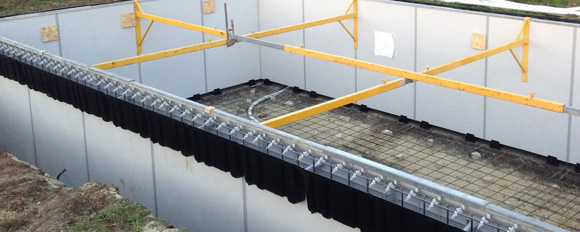 kit étayage pour renforcer la stabilité du coffrage perdu - Aquafeat